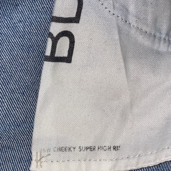 BDG cheeky super hi rise jean shorts - Picture 5 of 9